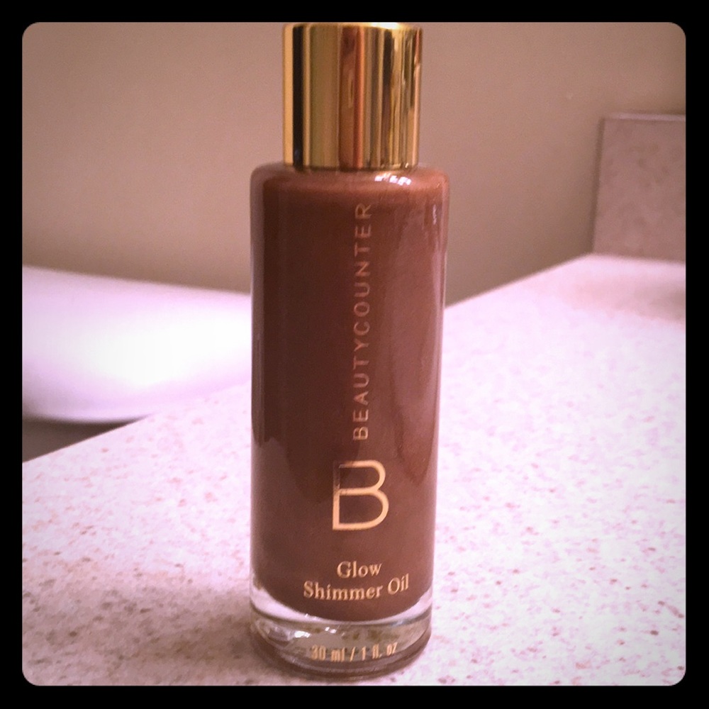 Beautycounter Glow Shimmer Oil
